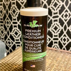 Griffin Premium Leather Conditioner 
8 fl oz New!